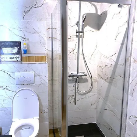 Le Temps Suspendu * Sedan